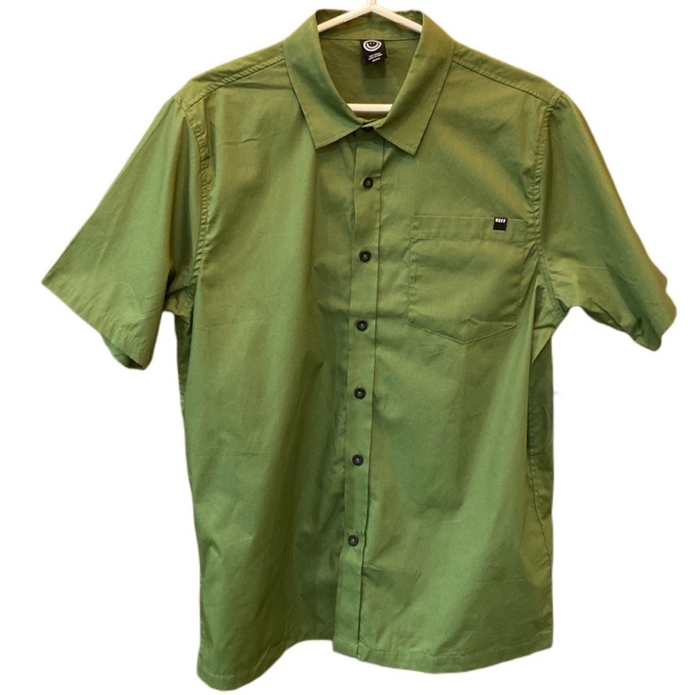 NEFF MEN'S SHORT SLEEVE CAMP SHIRT - Medium